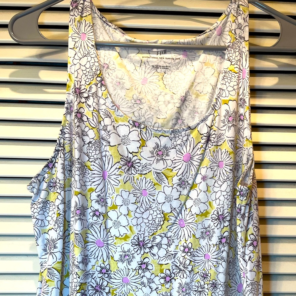 J. Jill flower tank
